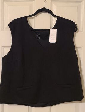 A New Day V-Neck Black Sleeveless Top